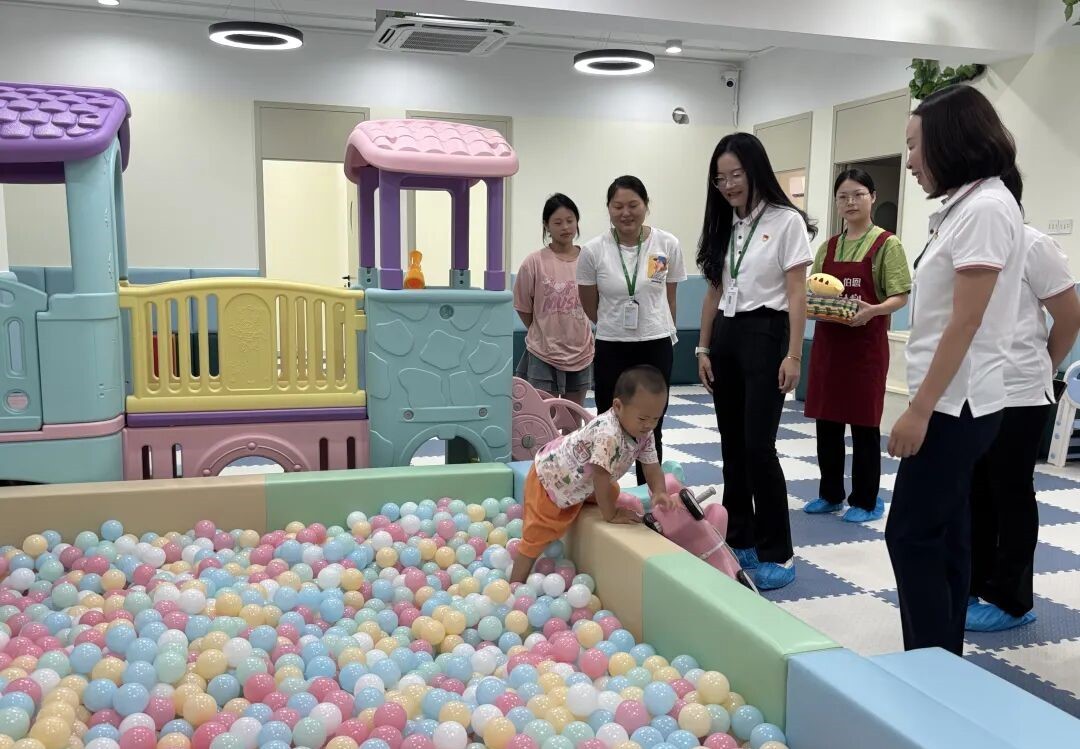 伯恩光学千天养育中心：制造业人文关怀的温暖新范式